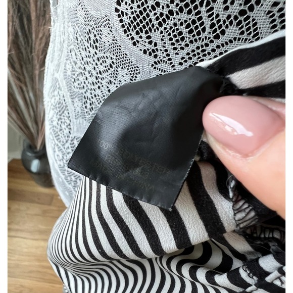 Cynthia Steffe Striped V-Neck Popover Blouse - Picture 4 of 5